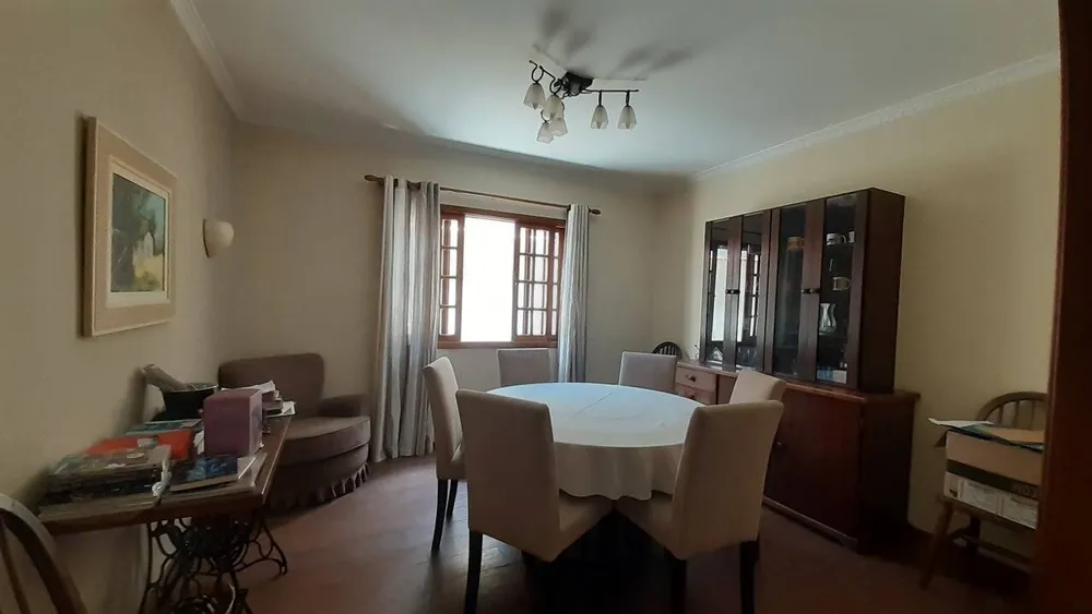 Casa, 3 quartos, 215 m² - Foto 1