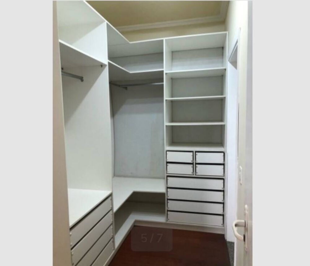 Apartamento à venda com 3 quartos, 147m² - Foto 2