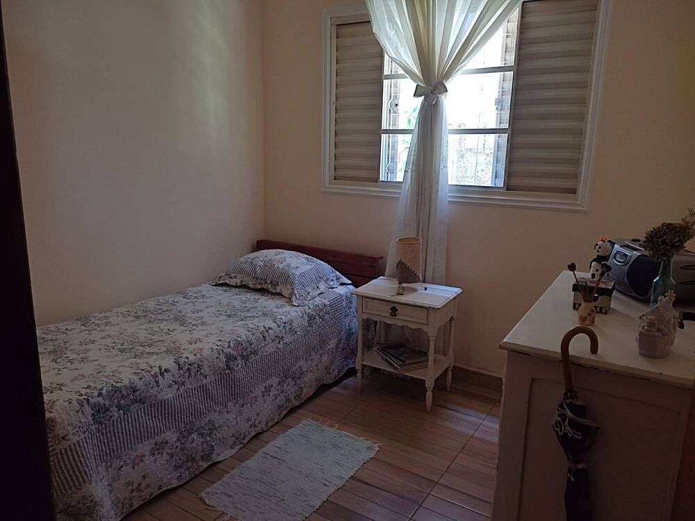 Chácara à venda com 4 quartos, 250m² - Foto 6