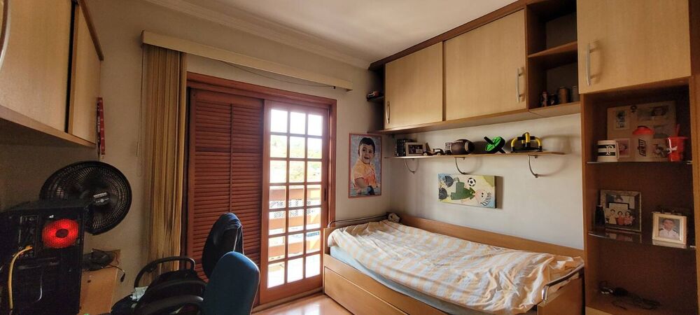 Casa, 3 quartos, 186 m² - Foto 2