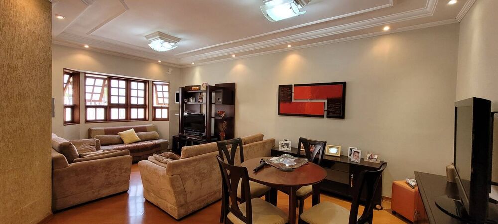 Casa, 3 quartos, 186 m² - Foto 1