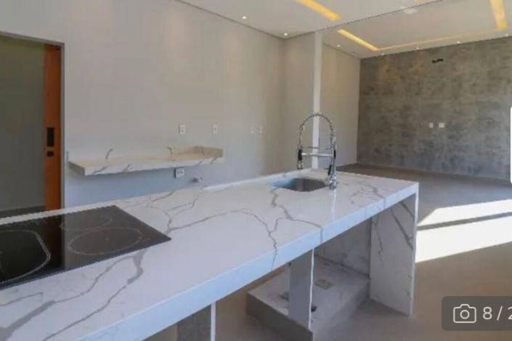Casa, 4 quartos, 264 m² - Foto 1