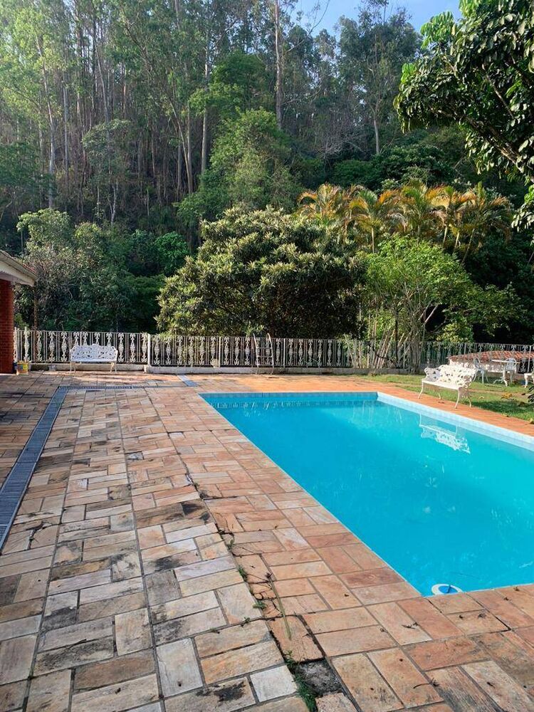 Chácara à venda com 3 quartos, 336m² - Foto 1