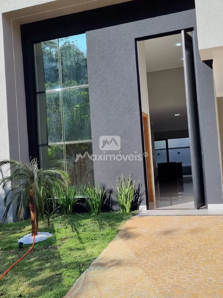 Casa à venda com 3 quartos, 165m² - Foto 2