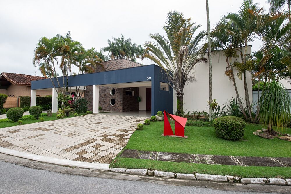 Casa à venda com 3 quartos, 462m² - Foto 1