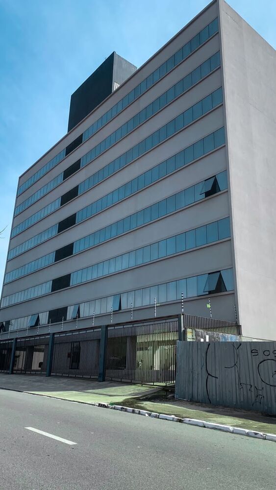 Prédio Inteiro à venda, 1680m² - Foto 1