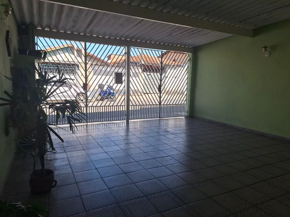 Casa à venda com 3 quartos, 130m² - Foto 3