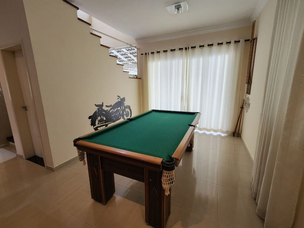 Sobrado, 3 quartos, 264 m² - Foto 1