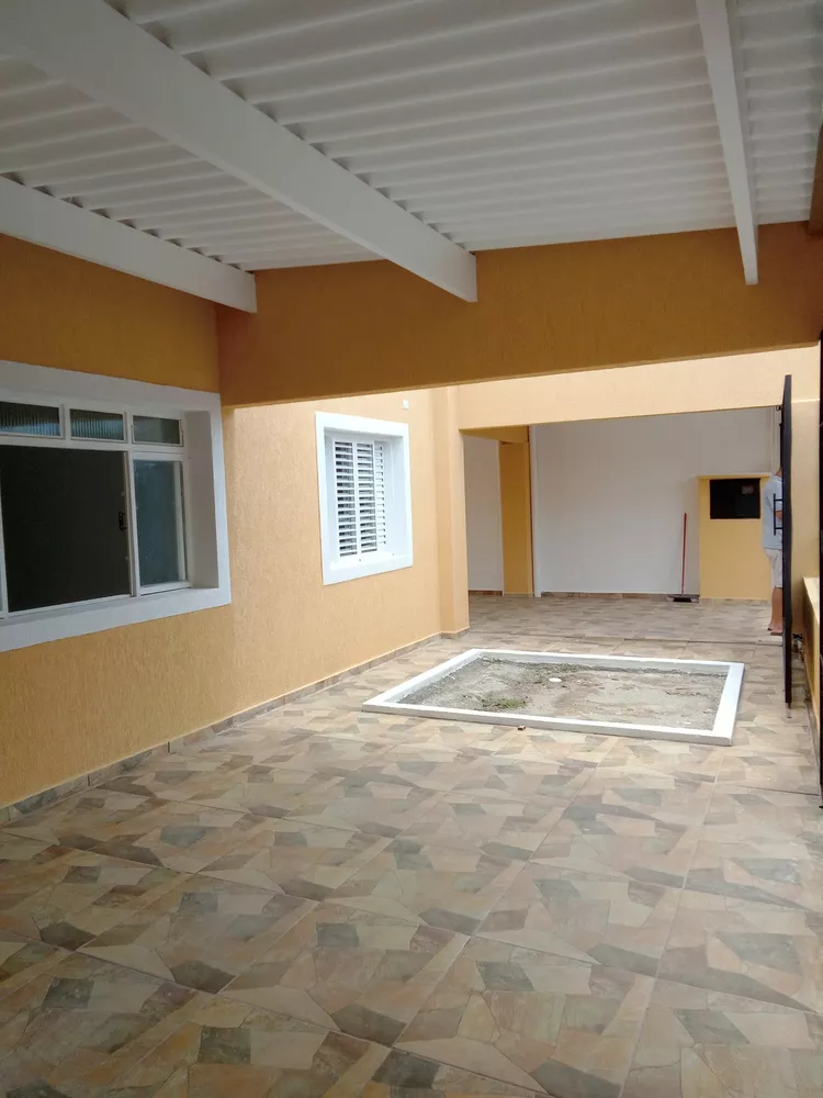 Casa à venda com 3 quartos, 151m² - Foto 3