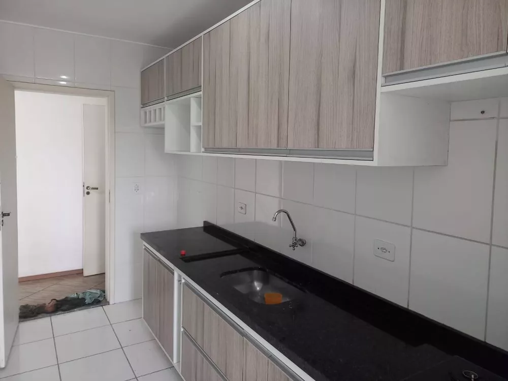 Apartamento à venda com 2 quartos, 65m² - Foto 1