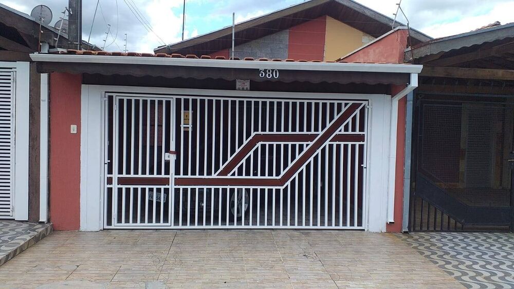 Casa, 2 quartos, 70 m² - Foto 1