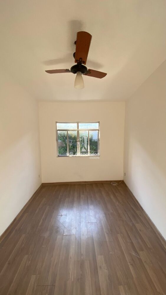 Casa à venda com 4 quartos, 220m² - Foto 12