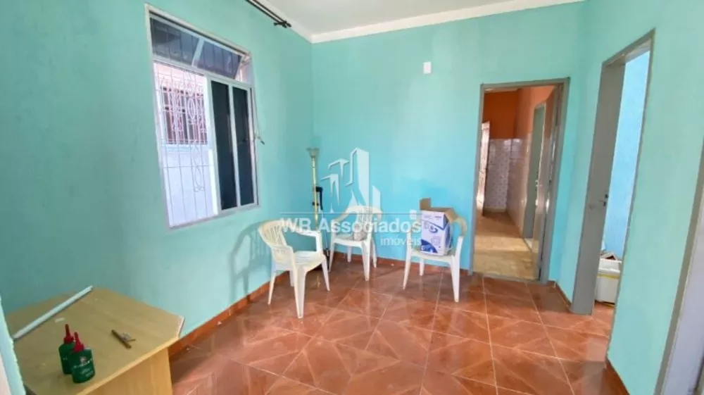 Casa à venda com 3 quartos, 70m² - Foto 5