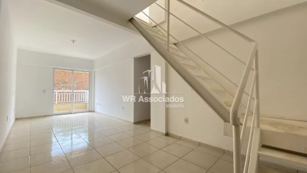 Cobertura à venda com 3 quartos, 151m² - Foto 2