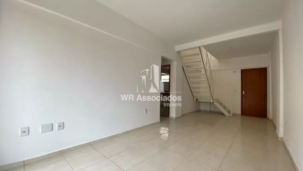 Cobertura à venda com 3 quartos, 151m² - Foto 3