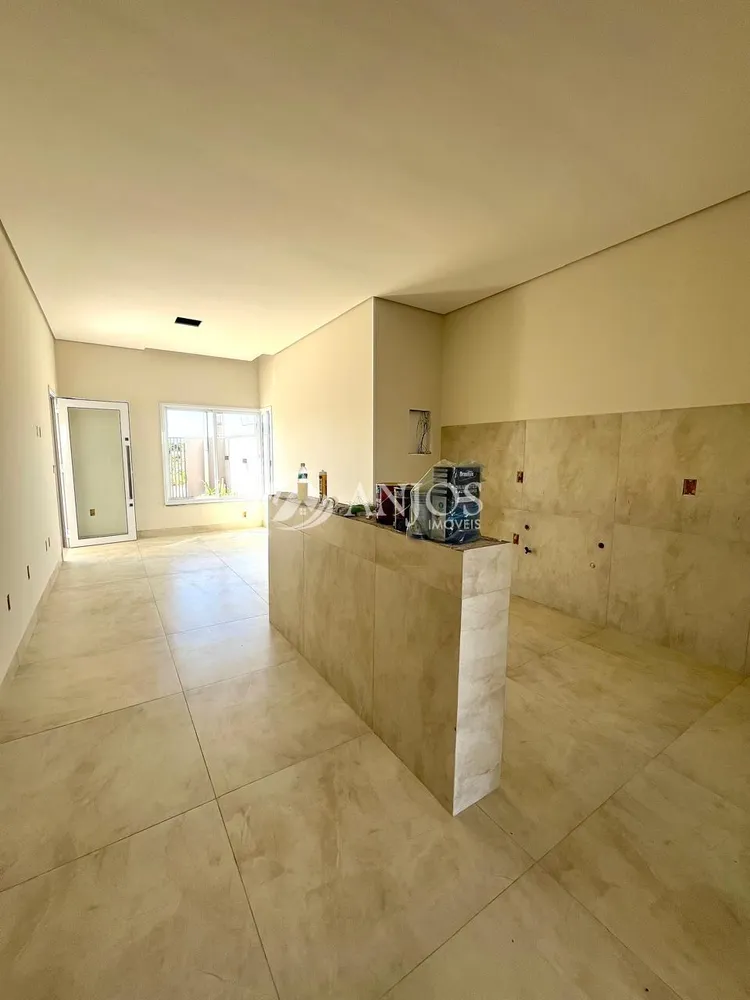 Casa, 1 quarto, 118 m² - Foto 2