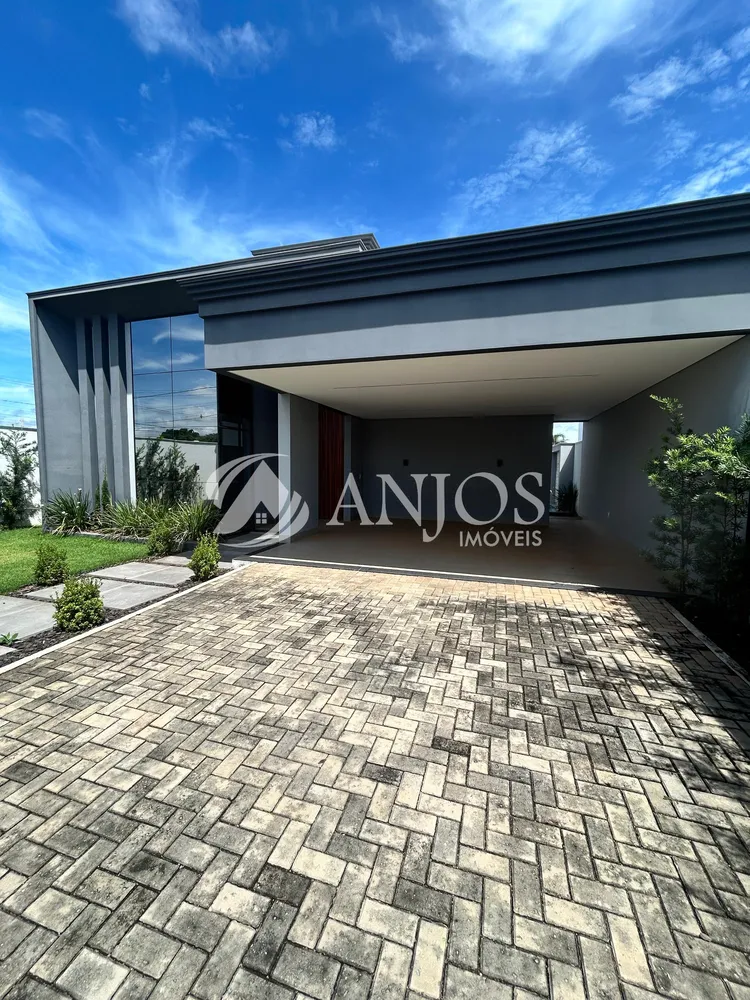 Casa, 3 quartos, 214 m² - Foto 1