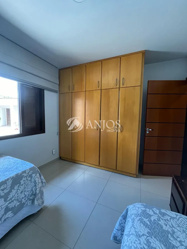 Casa, 4 quartos, 325 m² - Foto 13