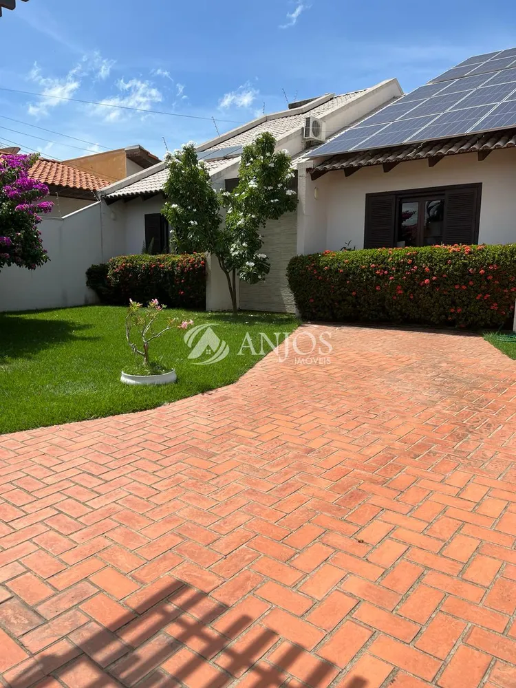 Casa, 4 quartos, 325 m² - Foto 1