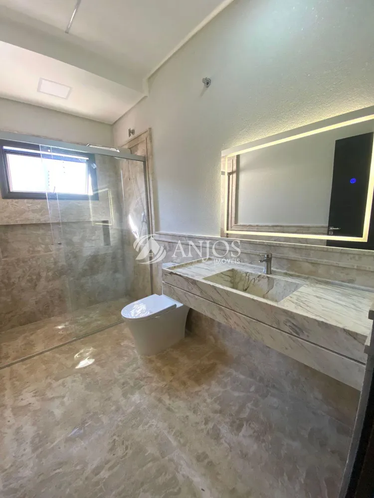 Casa, 1 quarto, 213 m² - Foto 2