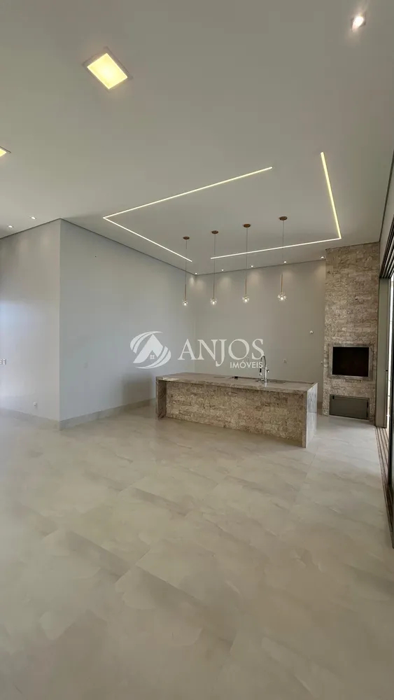 Casa, 3 quartos, 225 m² - Foto 1