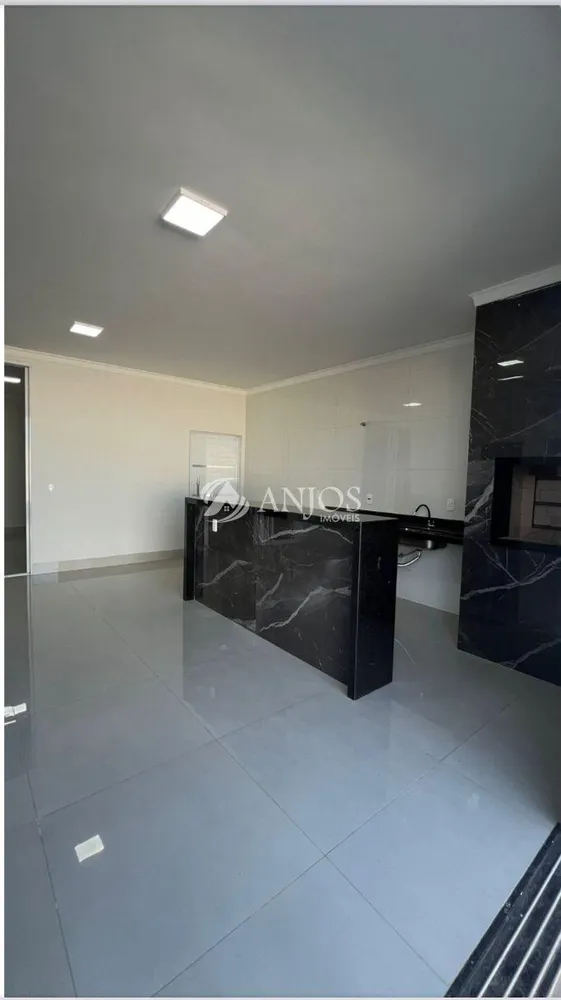 Casa, 3 quartos, 228 m² - Foto 11