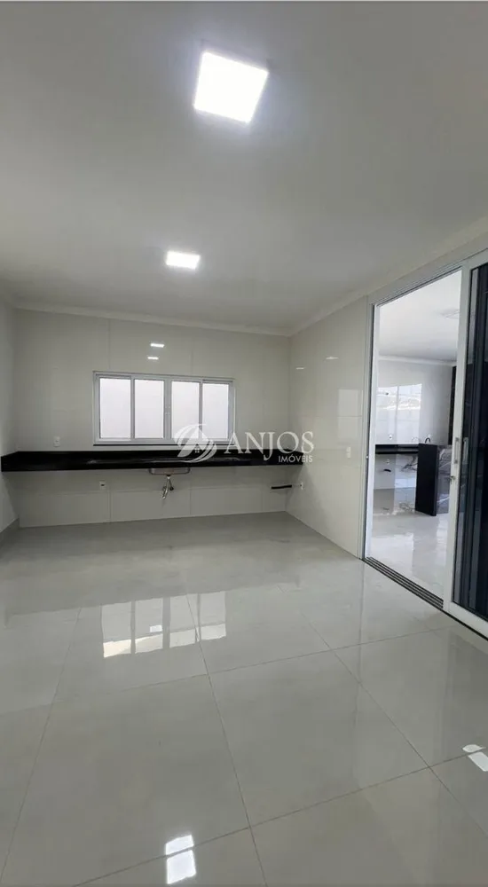 Casa, 3 quartos, 228 m² - Foto 6