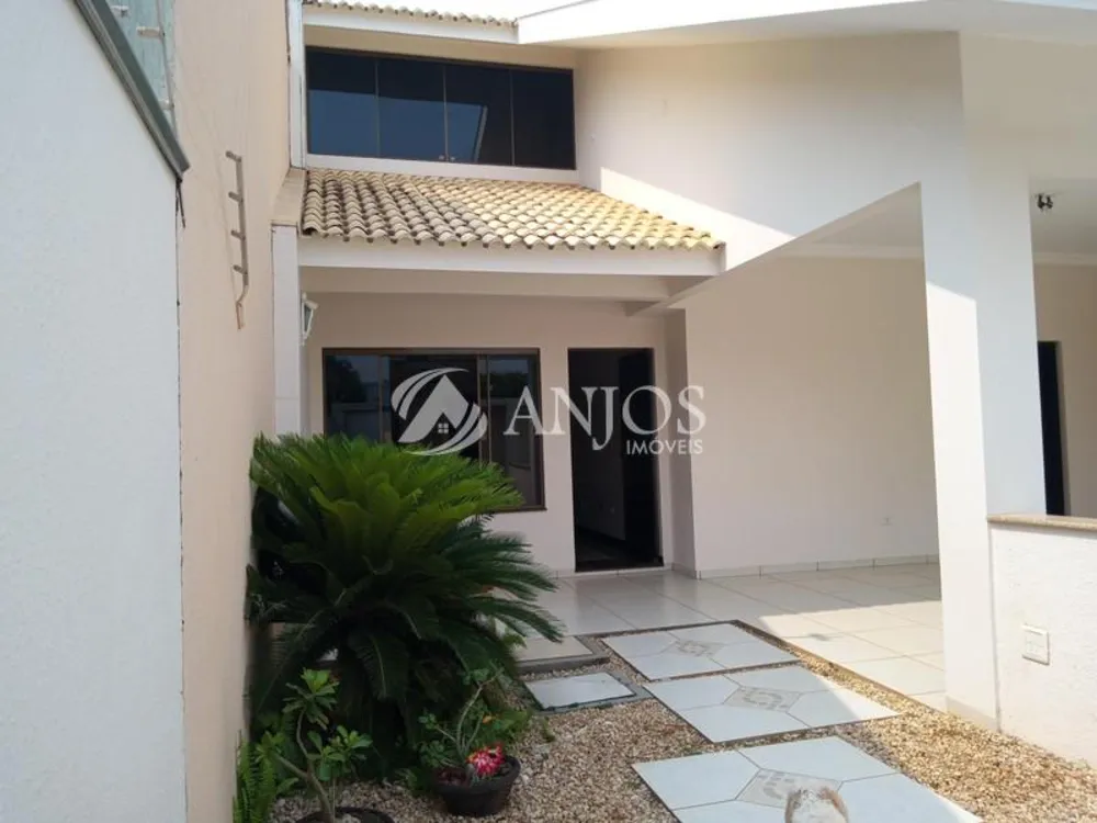 Casa, 3 quartos, 340 m² - Foto 1