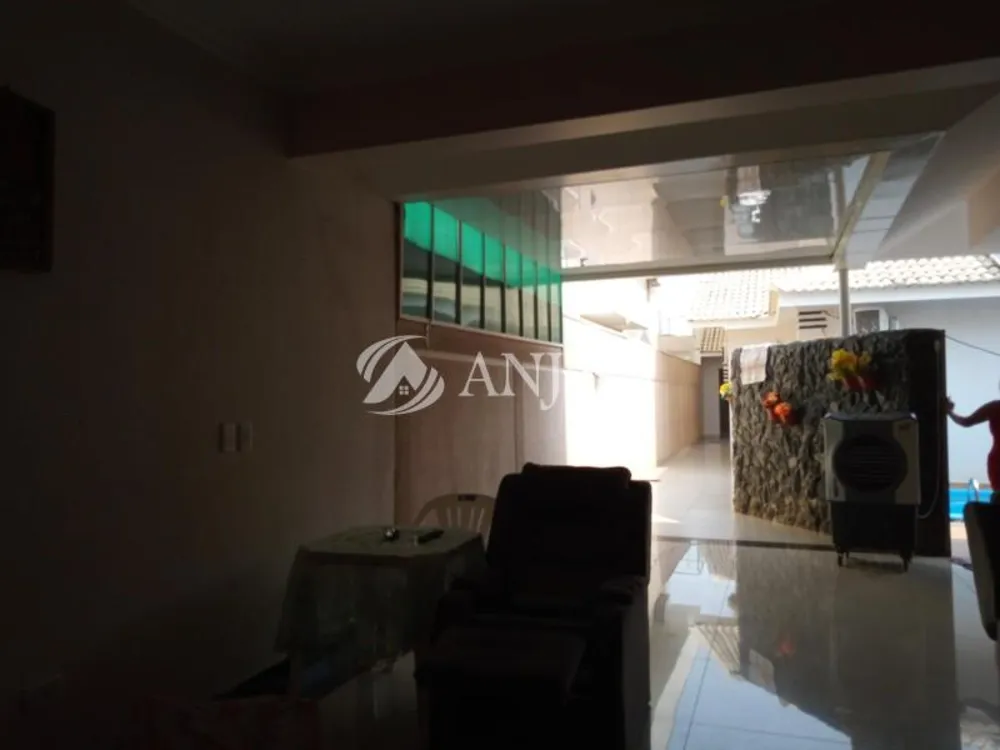 Casa, 3 quartos, 340 m² - Foto 11