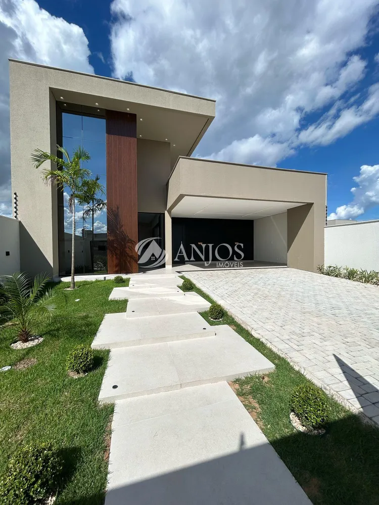 Casa, 3 quartos, 209 m² - Foto 2