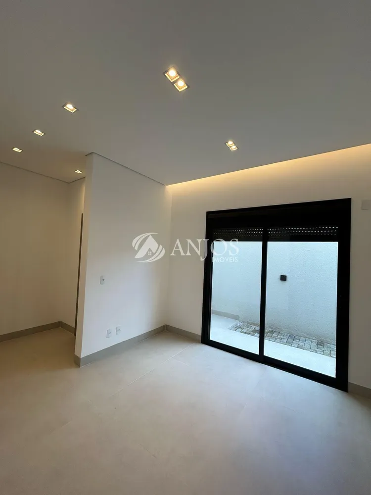 Casa, 3 quartos, 209 m² - Foto 8