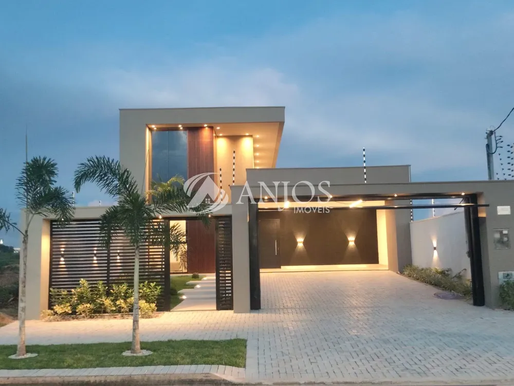 Casa, 3 quartos, 209 m² - Foto 1