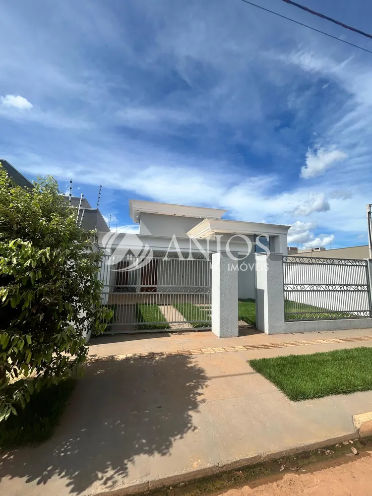 Casa, 2 quartos, 137 m² - Foto 1