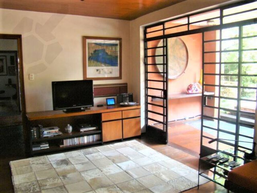 Casa à venda com 5 quartos, 300m² - Foto 6