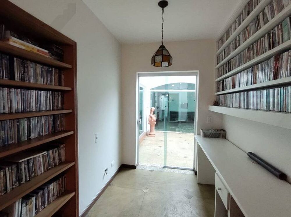 Casa, 4 quartos, 180 m² - Foto 4