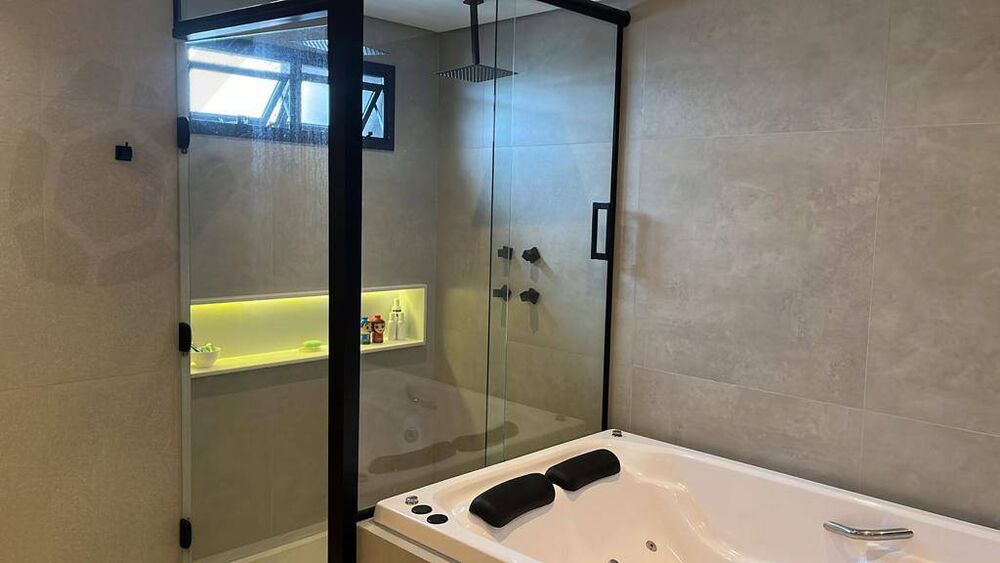 Apartamento para alugar com 3 quartos, 215m² - Foto 24