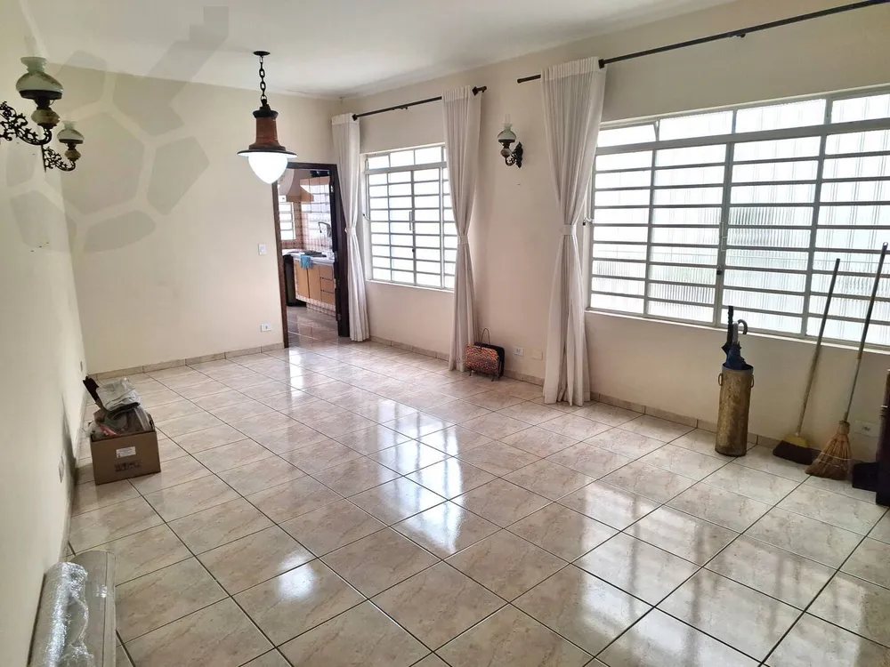 Casa, 3 quartos, 195 m² - Foto 1