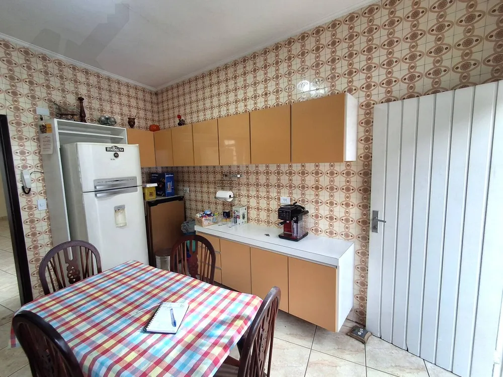 Casa, 3 quartos, 195 m² - Foto 2