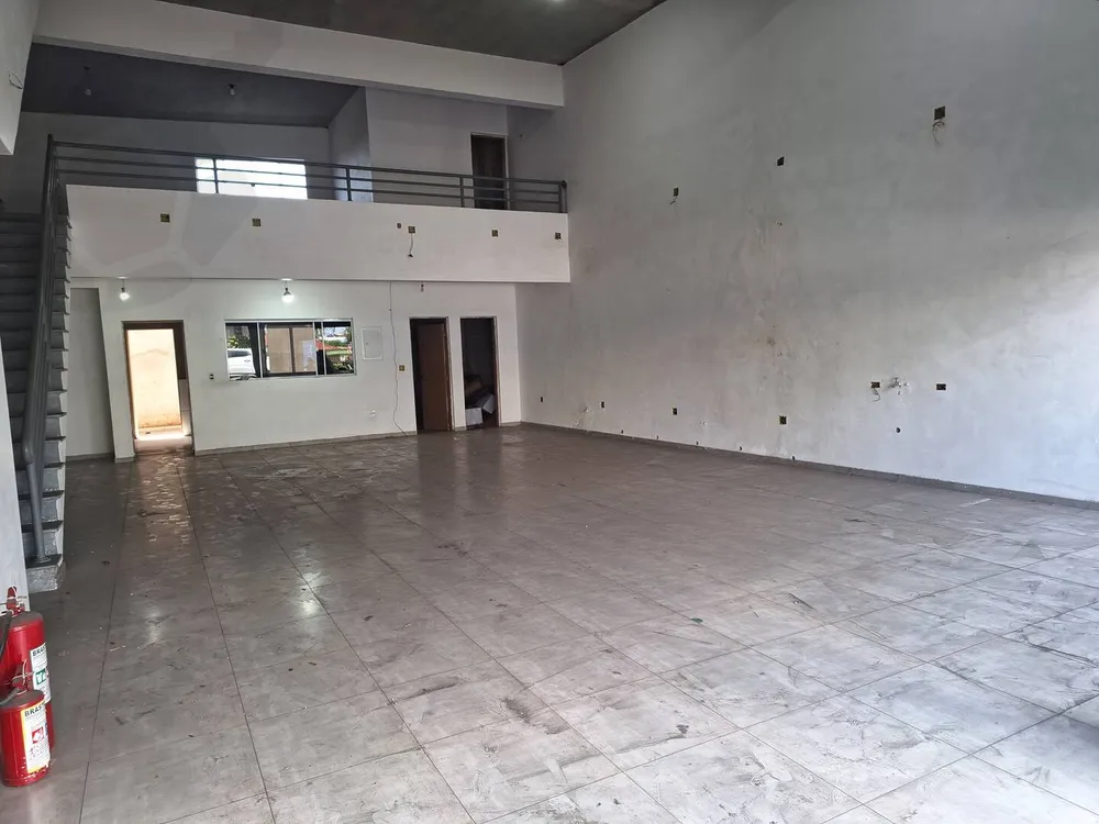 Loja-Salão, 330 m² - Foto 1