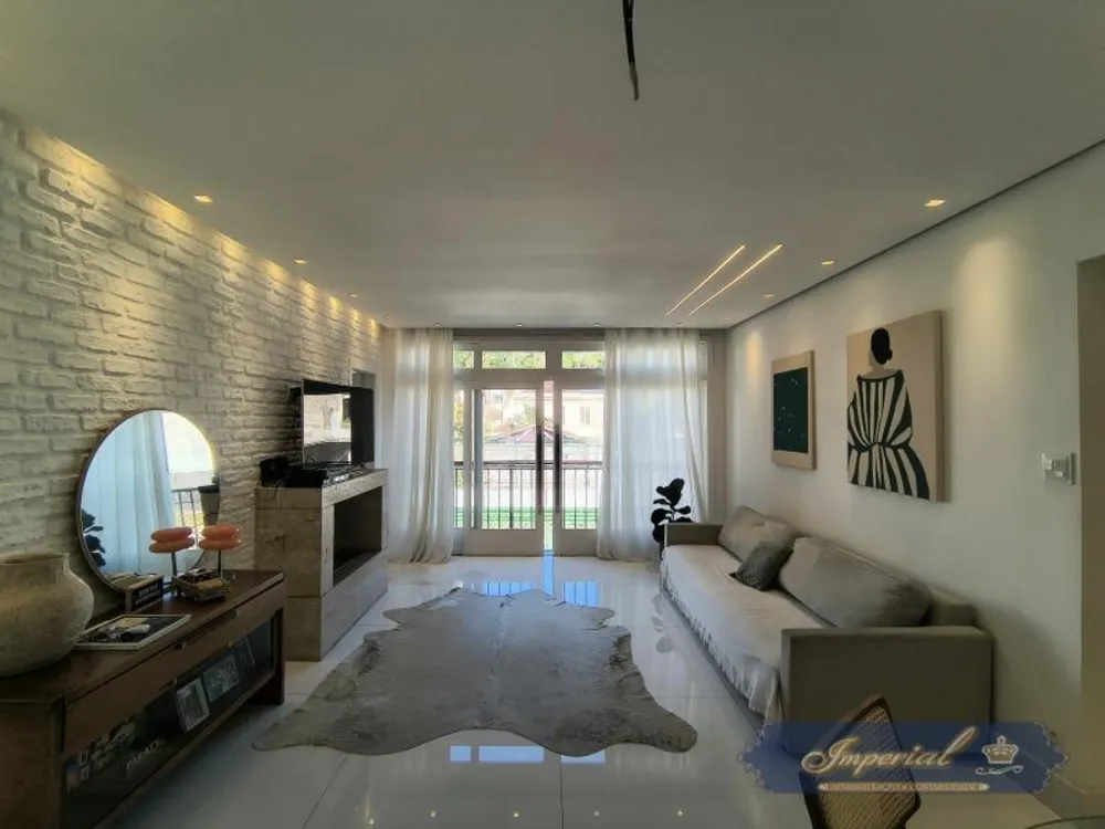 Apartamento, 3 quartos, 110 m² - Foto 1