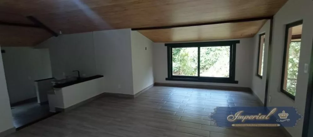 Casa, 4 quartos, 180 m² - Foto 1