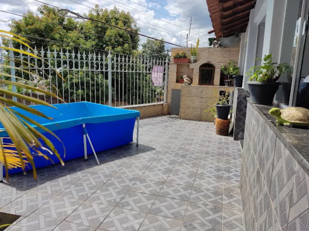 Casa, 4 quartos, 99 m² - Foto 1