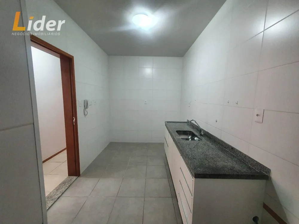 Apartamento, 3 quartos, 100 m² - Foto 2