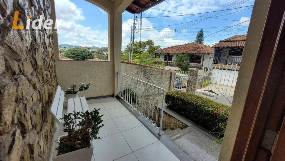Casa, 3 quartos, 281 m² - Foto 3