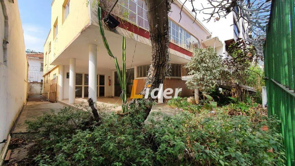 Casa, 4 quartos, 174 m² - Foto 1