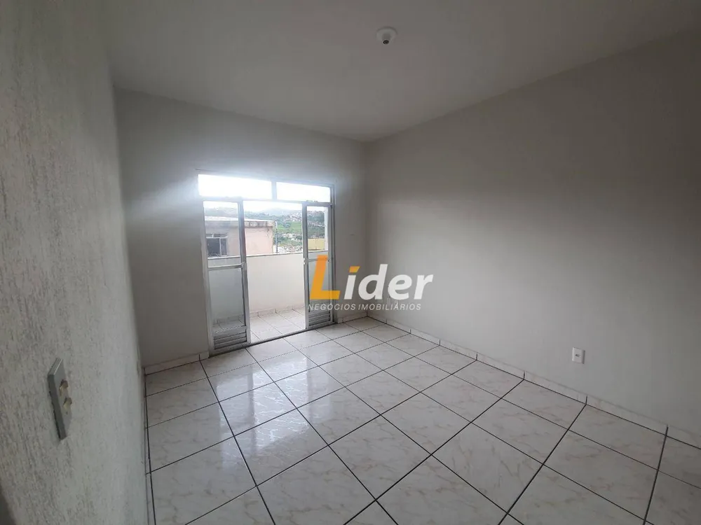 Apartamento, 3 quartos, 100 m² - Foto 1