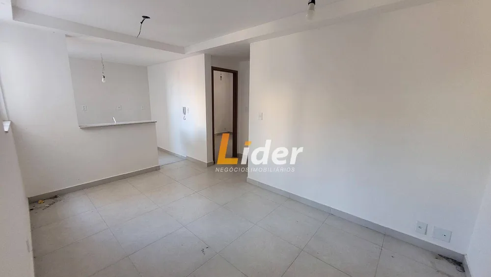 Apartamento, 2 quartos, 45 m² - Foto 2