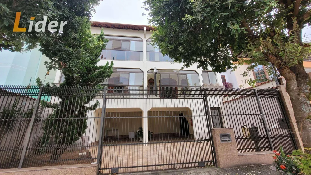 Casa, 4 quartos, 279 m² - Foto 2