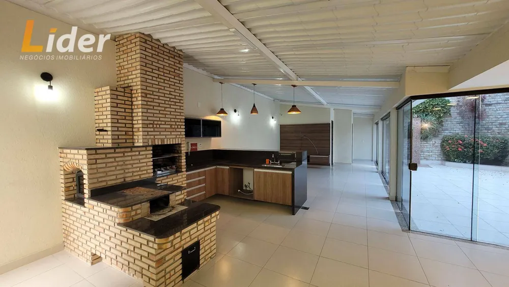 Casa, 4 quartos, 279 m² - Foto 1