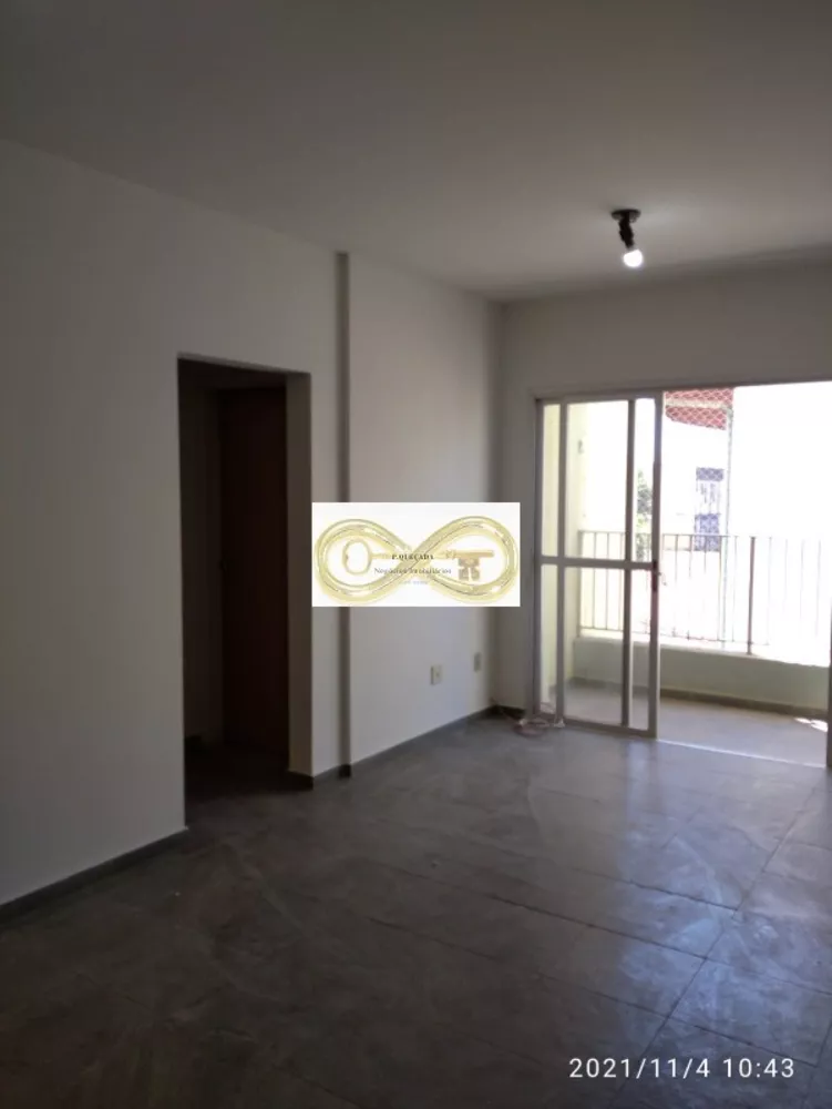 Apartamento à venda com 3 quartos, 114m² - Foto 1